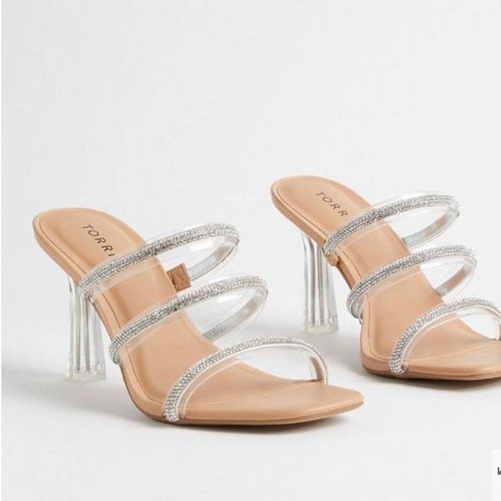 Embroidered Triple Band Lucite Heeled Sandal (WW)